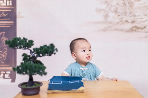 鹿邑怀孕多久会小腹隆起